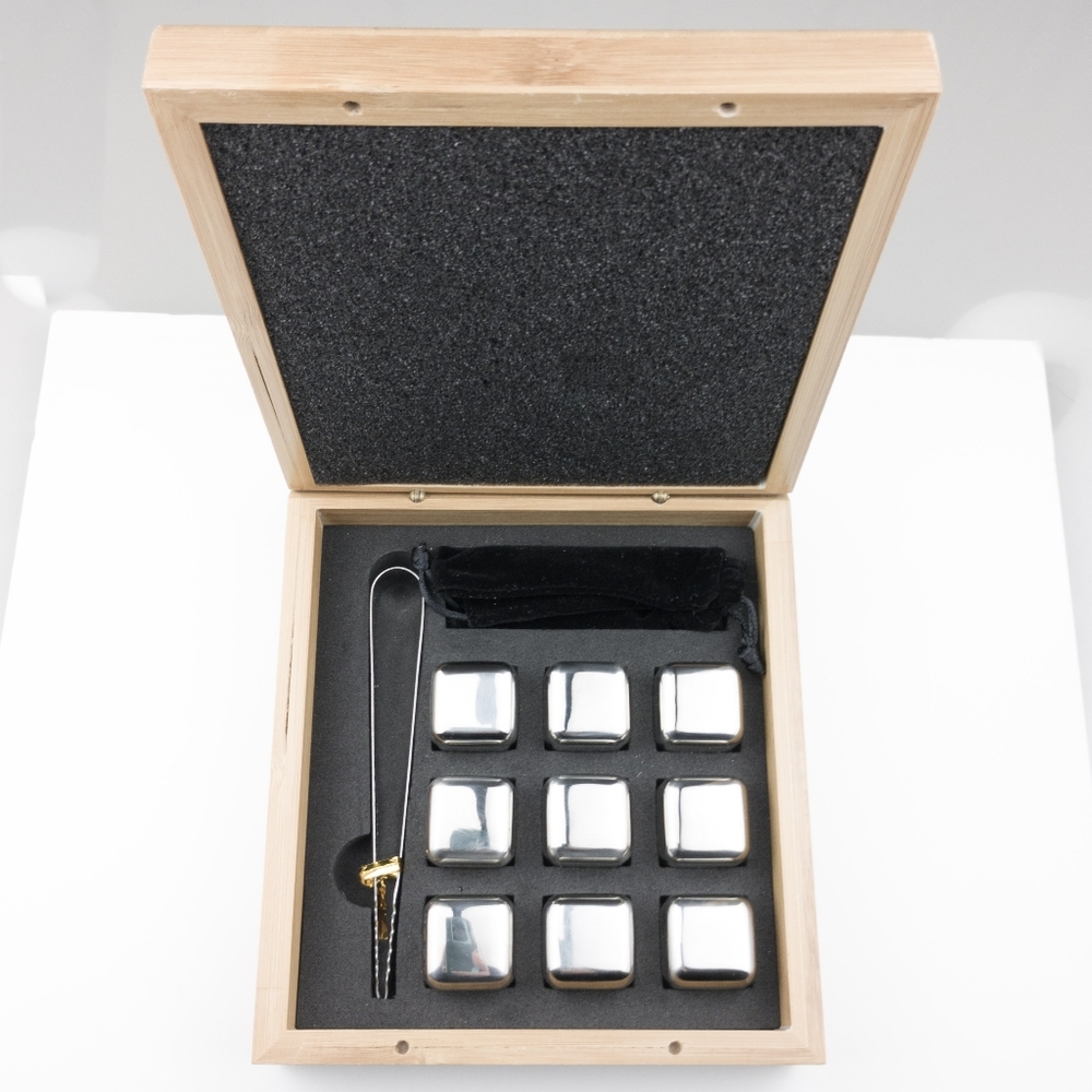 Whiskey Stones Kit Publicus Sapient 9 Steel Cubes Tongs Drawstring Bag & Box